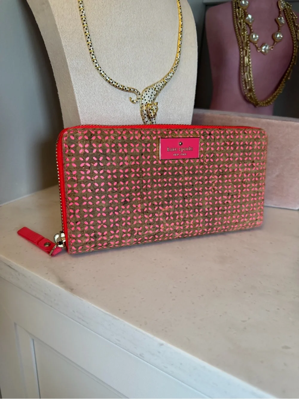 kate spade EUC Brown double face zipper Wallet with Coral Underlay and Trim